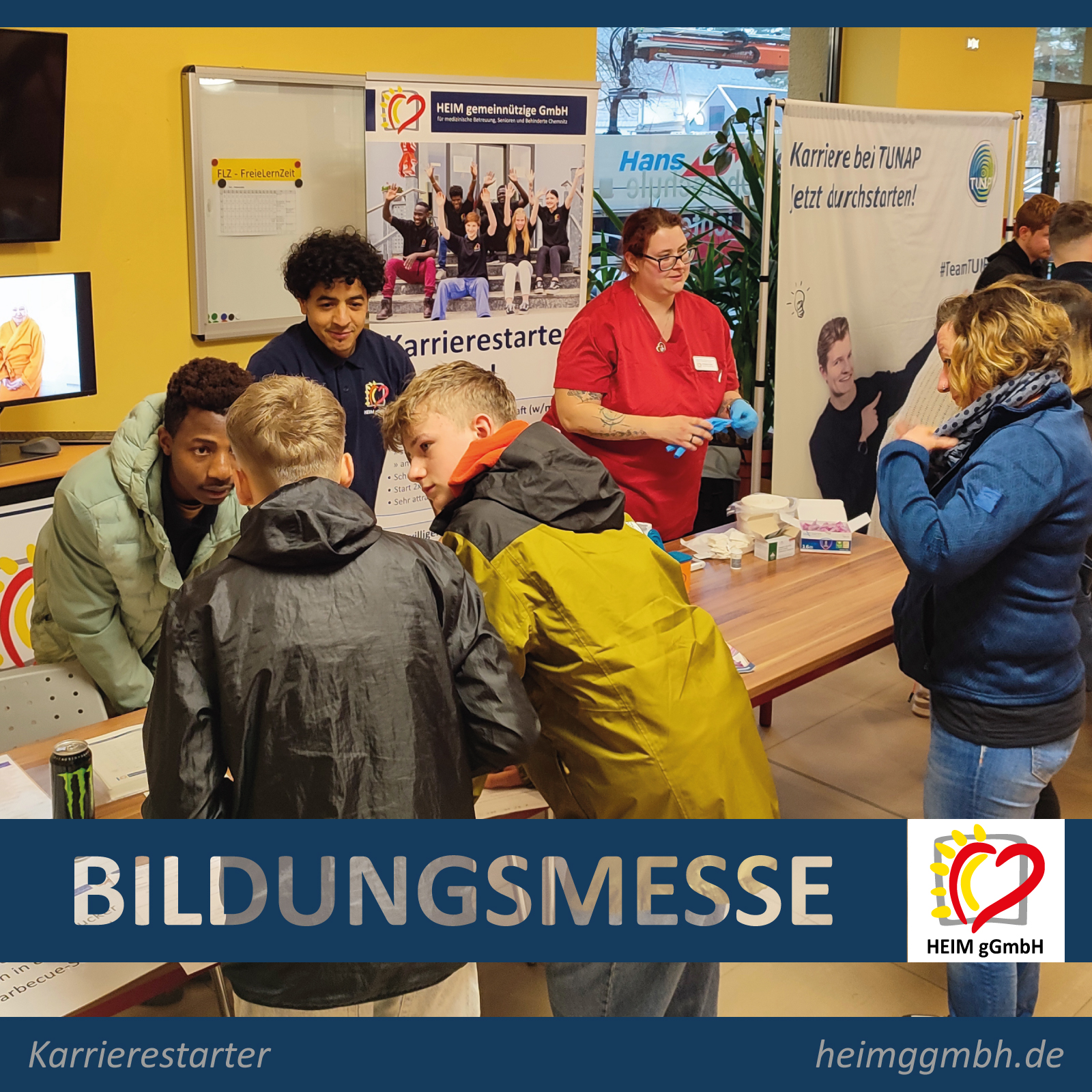 Das Team der HEIM gemeinnützigen GmbH aus Chemnitz auf der Ausbildungsmesse an der Oberschule Lichtenau 2025